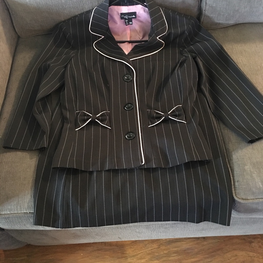 2 piece Blazer/Skirt